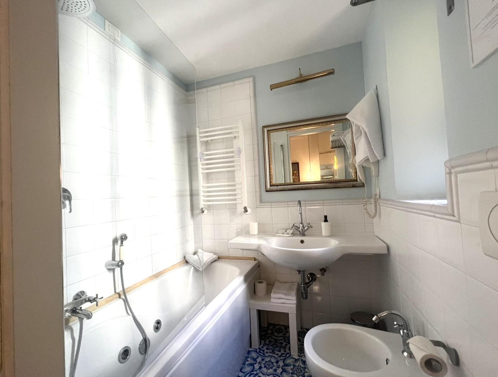 Interno Roma Hotel Buitenkant foto