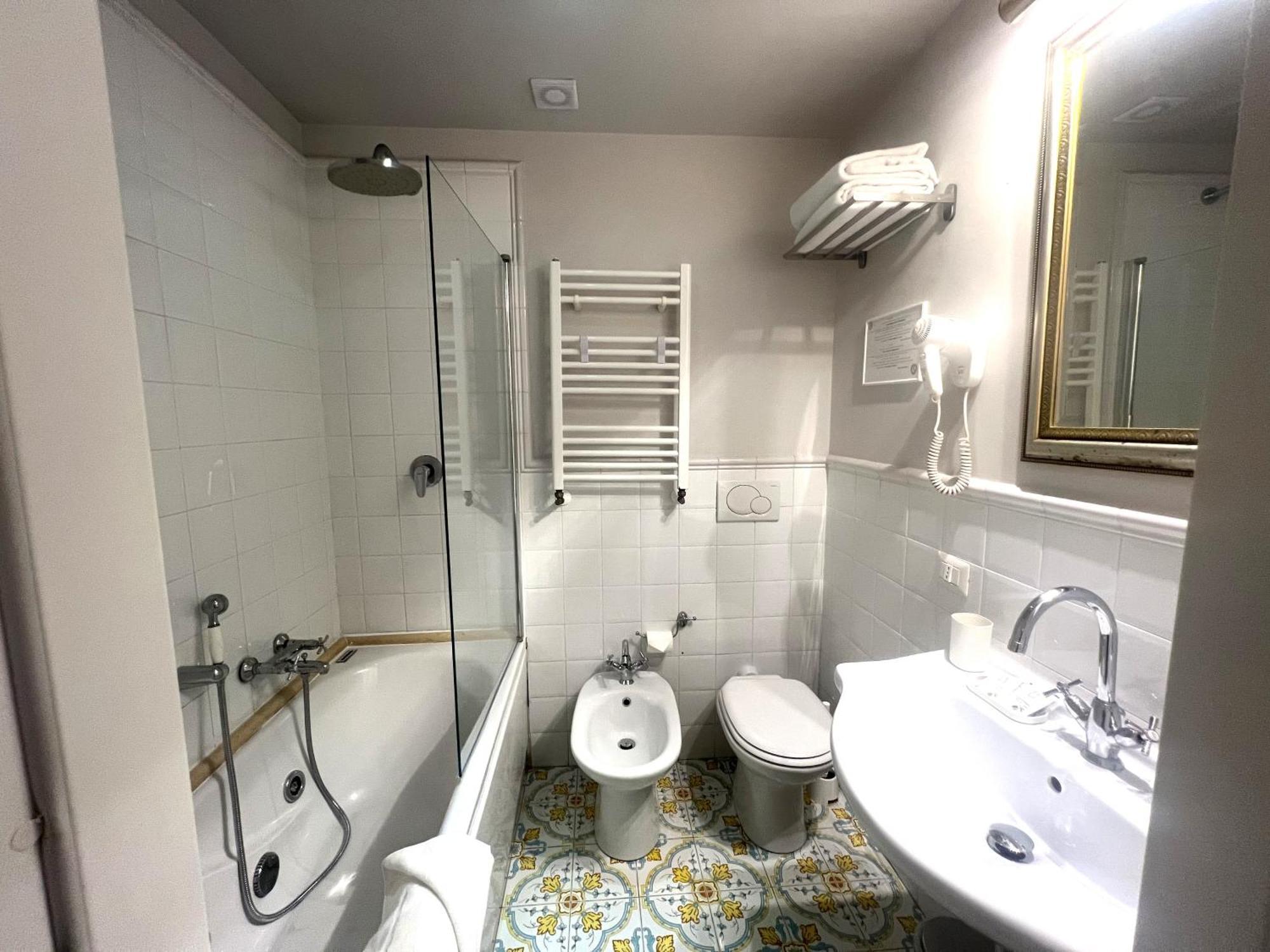 Interno Roma Hotel Buitenkant foto