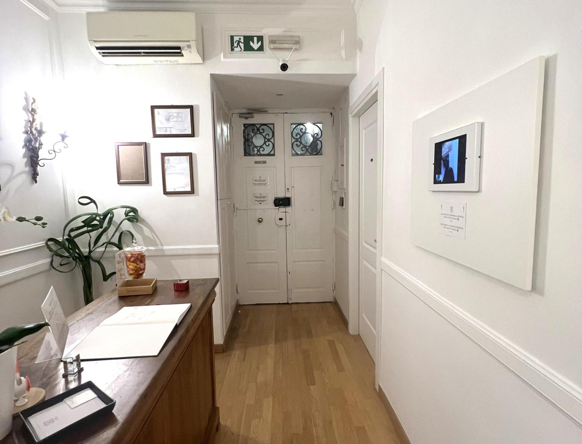 Interno Roma Hotel Buitenkant foto